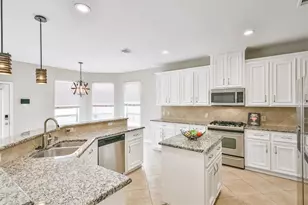 13707 Elm Shores Dr, Houston, TX 77044 - Photo 12