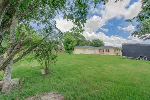709 S McCarty Ave, Eagle Lake, TX 77434 - Photo 36