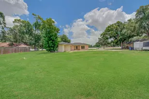 709 S McCarty Ave, Eagle Lake, TX 77434 - Photo 38