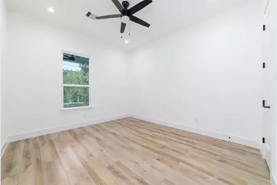 16985 E Hollyhill Dr, Plantersville, TX 77363 - Photo 20