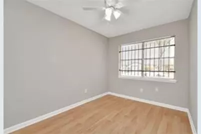 12811 Glenhollow Drive, Houston, TX 77048 - Photo 4