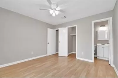 12811 Glenhollow Drive, Houston, TX 77048 - Photo 6