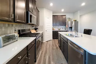 2211 E Winding Pines Dr, Tomball, TX 77375 - Photo 14