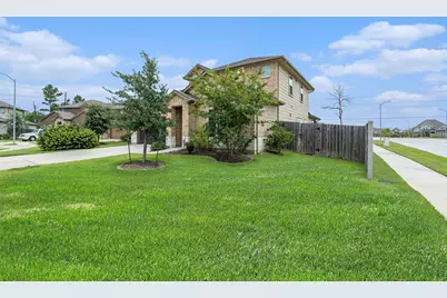 2211 E Winding Pines Drive, Tomball, TX 77375 - Photo 4