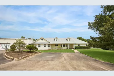 8225 Clarann Lane, Chappell Hill, TX 77426 - Photo 2
