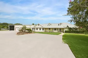 8225 Clarann Ln, Chappell Hill, TX 77426 - Photo 18