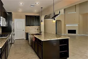 126 Hearthshire Cir, The Woodlands, TX 77354 - Photo 12