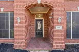 1914 Wynridge Dr, Deer Park, TX 77536 - Photo 6