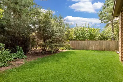 30 Daffodil Meadow Place, Tomball, TX 77375 - Photo 26