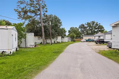 15603 N Brentwood Street, Channelview, TX 77530 - Photo 6