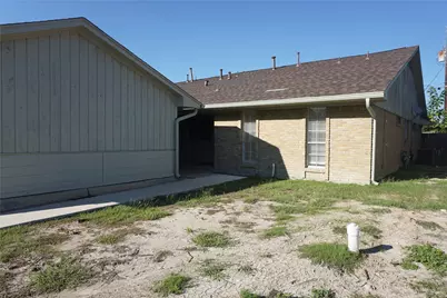 1913 Normal Park Drive #B, Huntsville, TX 77340 - Photo 4