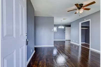 9506 Sierra Drive, Houston, TX 77051 - Photo 2