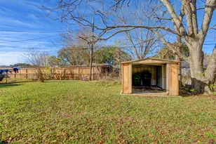 9506 Sierra Dr, Houston, TX 77051 - Photo 16