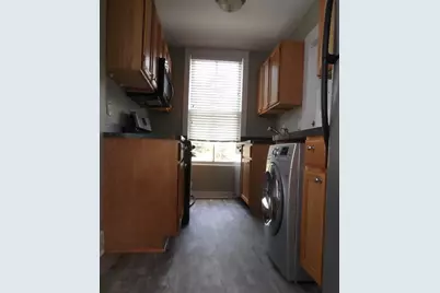 2519 Ave P 1/2 #4, Galveston, TX 77550 - Photo 6