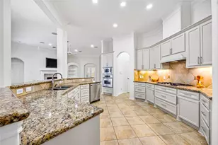 4629 Oakdale St, Bellaire, TX 77401 - Photo 10