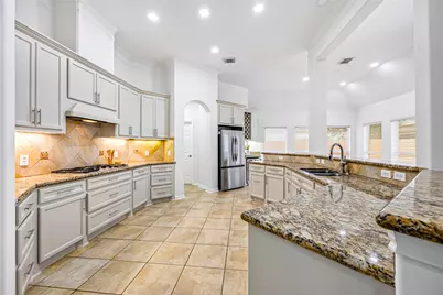 4629 Oakdale Street, Bellaire, TX 77401 - Photo 2