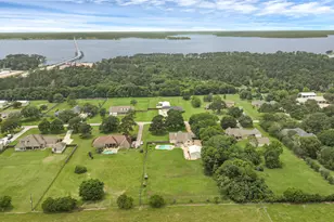 13514 J B K Memorial Dr, Willis, TX 77318 - Photo 4