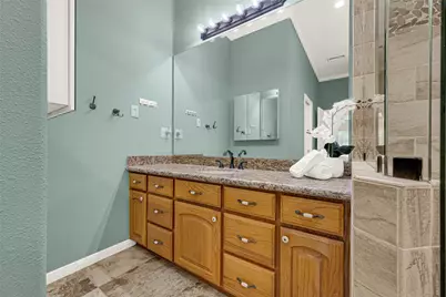 13514 Jbk Memorial Drive, Willis, TX 77318 - Photo 18