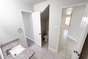 7327 Fox Hall Ln, Humble, TX 77338 - Photo 14
