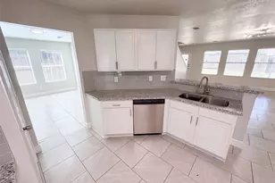 7327 Fox Hall Ln, Humble, TX 77338 - Photo 10