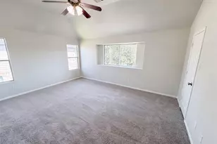 7327 Fox Hall Ln, Humble, TX 77338 - Photo 4