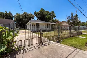714 Bolling Ln, Houston, TX 77076 - Photo 2