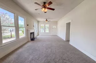 714 Bolling Ln, Houston, TX 77076 - Photo 6