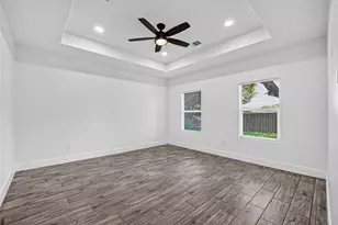 130 E Melville Dr, Crosby, TX 77532 - Photo 24