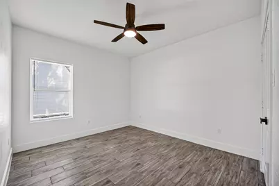 130 E Melville Drive, Crosby, TX 77532 - Photo 32
