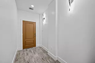 130 E Melville Dr, Crosby, TX 77532 - Photo 6