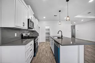 130 E Melville Dr, Crosby, TX 77532 - Photo 16