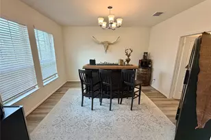 1934 Parks Edge Ln, Angleton, TX 77515 - Photo 4