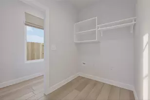 29507 Barnview Dr, Waller, TX 77484 - Photo 22