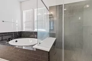 3239 Royal Oaks Holw Ln, Houston, TX 77082 - Photo 32