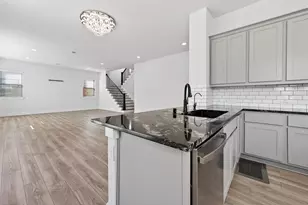 3239 Royal Oaks Holw Ln, Houston, TX 77082 - Photo 14