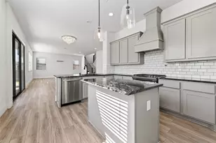 3239 Royal Oaks Holw Ln, Houston, TX 77082 - Photo 16