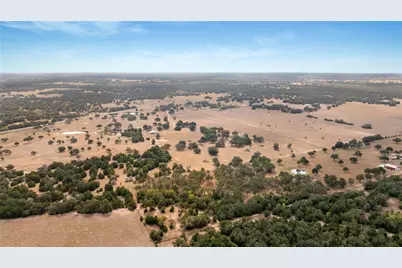 13320 US Highway 77 S, Hallettsville, TX 77964 - Photo 8