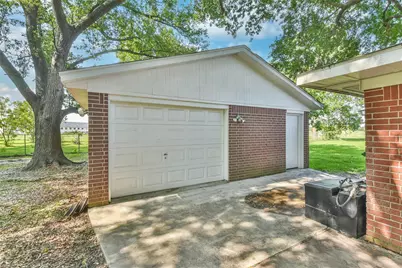 107 Sunset Heights Avenue, Dayton, TX 77535 - Photo 32