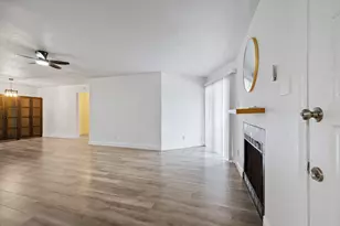 10733 Braes Bend Dr, Houston, TX 77071 - Photo 6