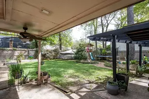 2407 Willow Point Dr, Houston, TX 77339 - Photo 36