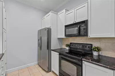 1900 Genesee Street #203, Houston, TX 77006 - Photo 12