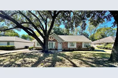 4310 Cinnabar Drive, Houston, TX 77072 - Photo 2