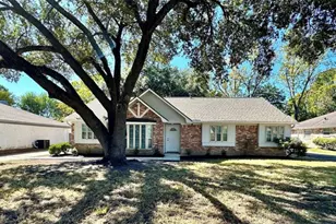 4310 Cinnabar Dr, Houston, TX 77072 - Photo 2