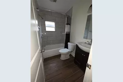 7902 Hudson Street #B, Houston, TX 77012 - Photo 6