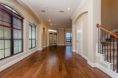 1106 Hempstead Villa Lane, Houston, TX 77008 - Photo 10