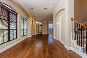 1106 Hempstead Villa Ln, Houston, TX 77008 - Photo 10