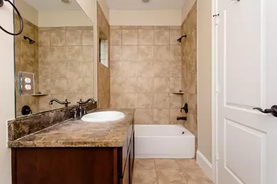 1106 Hempstead Villa Lane, Houston, TX 77008 - Photo 18