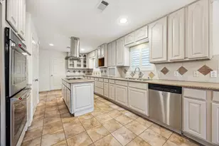 6215 Cheena Dr, Houston, TX 77096 - Photo 12