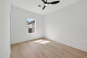 969 Highland Lgt Ln, Houston, TX 77091 - Photo 12