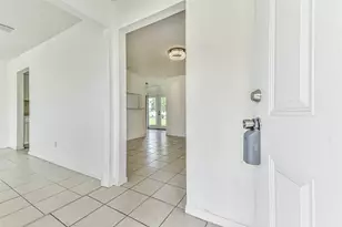 12203 Cape Hyannis Dr, Houston, TX 77048 - Photo 8